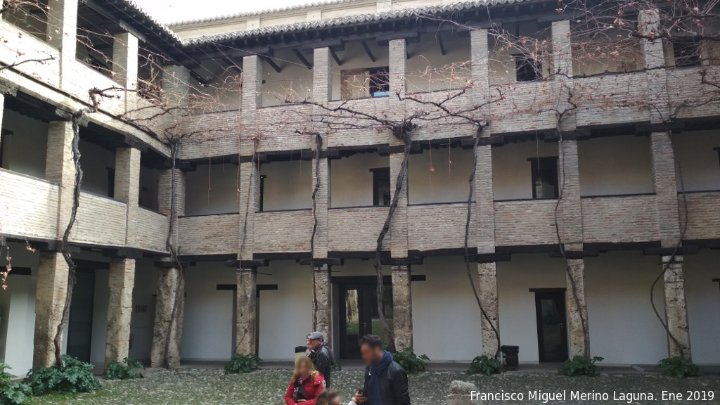 Corral del Carbn - Corral del Carbn. Patio