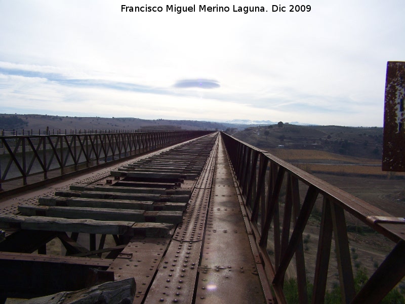 Puente del Hacho - Puente del Hacho. Sobre el puente