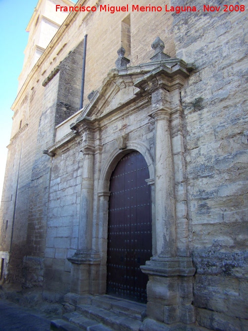 Iglesia de la Encarnacin - Iglesia de la Encarnacin. Portada del lateral derecho