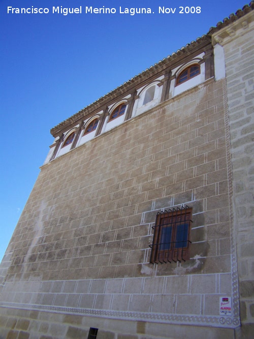 Hospital de la Reina - Hospital de la Reina. Lateral