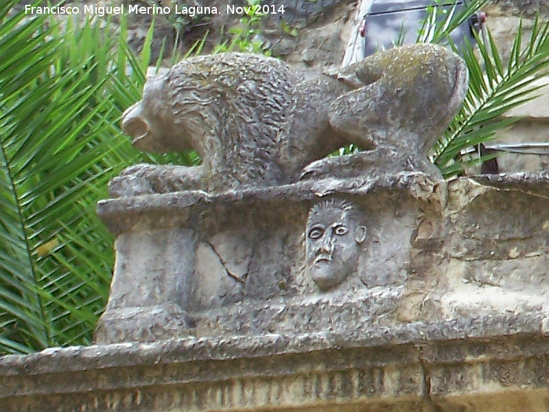 Fuente de la Salud - Fuente de la Salud. Len