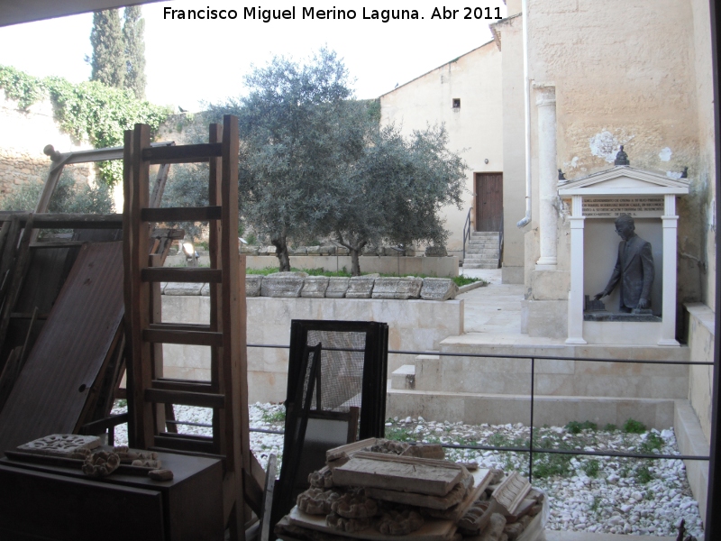 Colegiata de la Asuncin - Colegiata de la Asuncin. Patio trasero