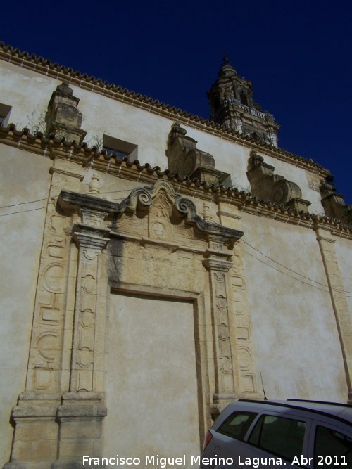 Iglesia de la Merced - Iglesia de la Merced. Portada lateral cegada