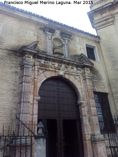 Iglesia de Santo Domingo - Iglesia de Santo Domingo. Portada de la Virgen de la Victoria