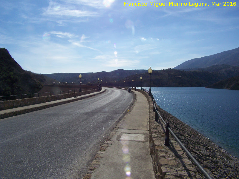 Pantano del Portillo - Pantano del Portillo. Presa