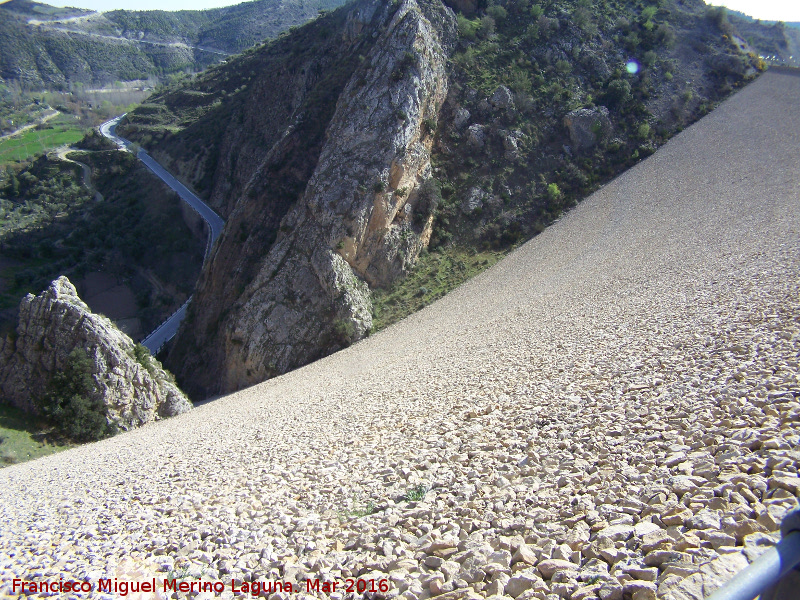 Pantano del Portillo - Pantano del Portillo. Presa