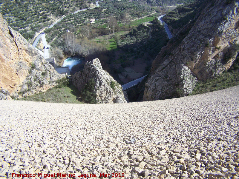 Pantano del Portillo - Pantano del Portillo. Presa