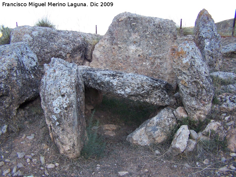 Dolmen 141 - Dolmen 141. 