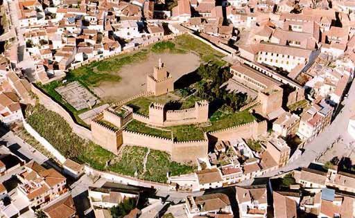 Alcazaba de Guadix - Alcazaba de Guadix. Foto aerea