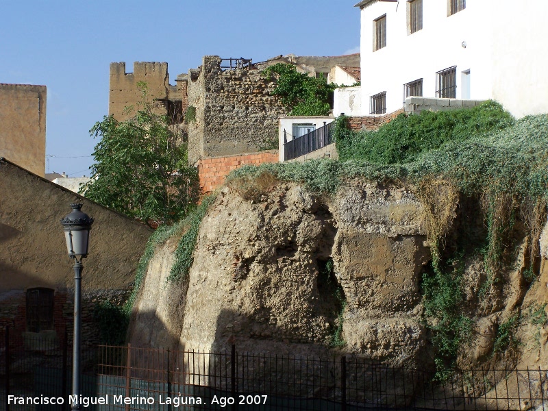 Muralla de Guadix - Muralla de Guadix. Restos de la Muralla de San Miguel