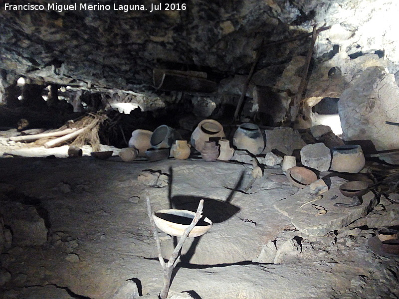 Cueva de las Ventanas - Cueva de las Ventanas. Simulacro de hbitat