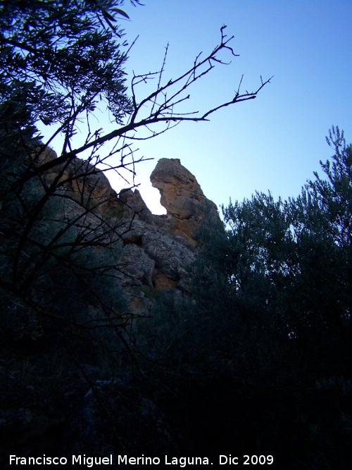 Llano de la Ermita - Llano de la Ermita. Formaciones rocosas de sus paredes