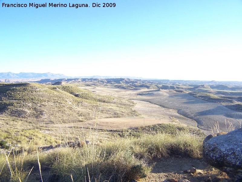 Petroglifos de Alicn de las Torres - Petroglifos de Alicn de las Torres. Paisaje desde los petroglifos