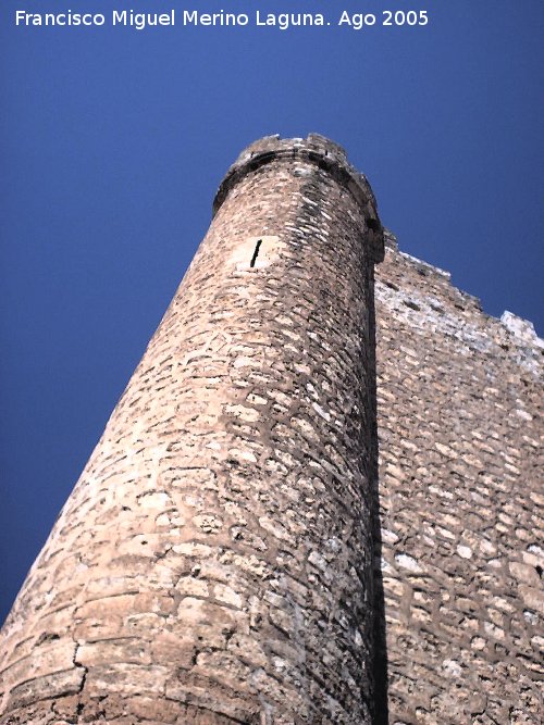 Castillo de Alcal del Jucar - Castillo de Alcal del Jucar. Torren circular esquinero de la Torre del Homenaje