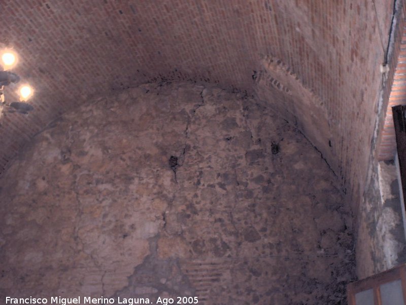 Castillo de Alcal del Jucar - Castillo de Alcal del Jucar. Bveda de la Torre del Homenaje