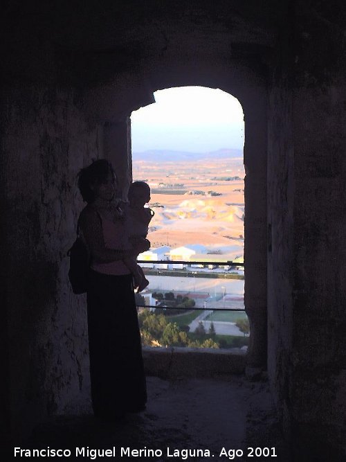 Castillo de Almansa - Castillo de Almansa. Ventana de la Torre del Homenaje