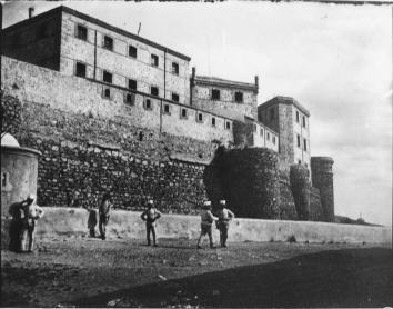 Castillo de Chinchilla de Montearagn - Castillo de Chinchilla de Montearagn. Foto antigua. Penal principios del siglo XX