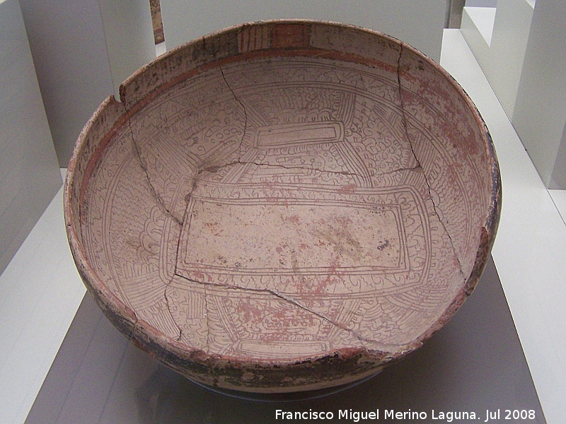 Museo de Arte Precolombino Felipe Orlando - Museo de Arte Precolombino Felipe Orlando. Cuenco. 1200 - 1500 d.C.