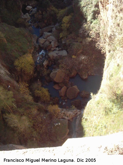 Puente Nuevo - Puente Nuevo. Altura