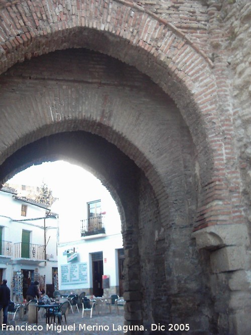 Puerta Almocabar - Puerta Almocabar. 