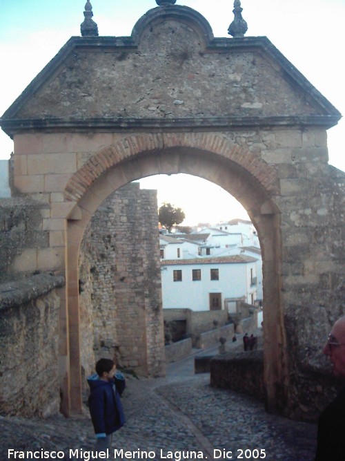 Puerta de Felipe V - Puerta de Felipe V. Intramuros