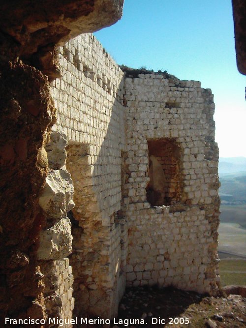 Castillo de la Estrella - Castillo de la Estrella. Muros del Alczar