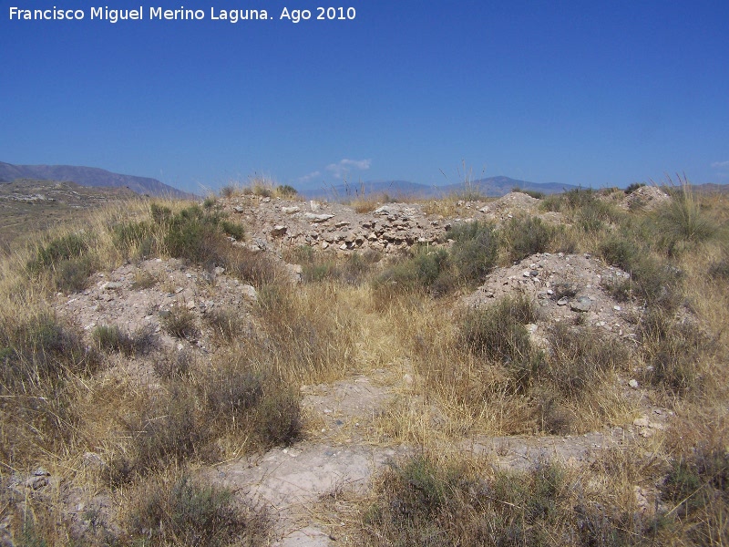 Los Millares. Necrpolis - Los Millares. Necrpolis. Dolmen 4 sin excavar