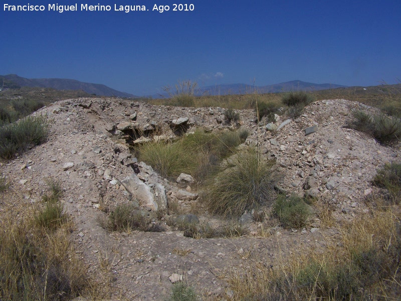 Los Millares. Necrpolis - Los Millares. Necrpolis. Dolmen 8 sin excavar