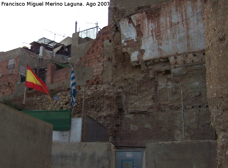 Muralla - Muralla. Continuacin de la Muralla desde el Torren de la Calle Medrano hacia la Puerta Cervera