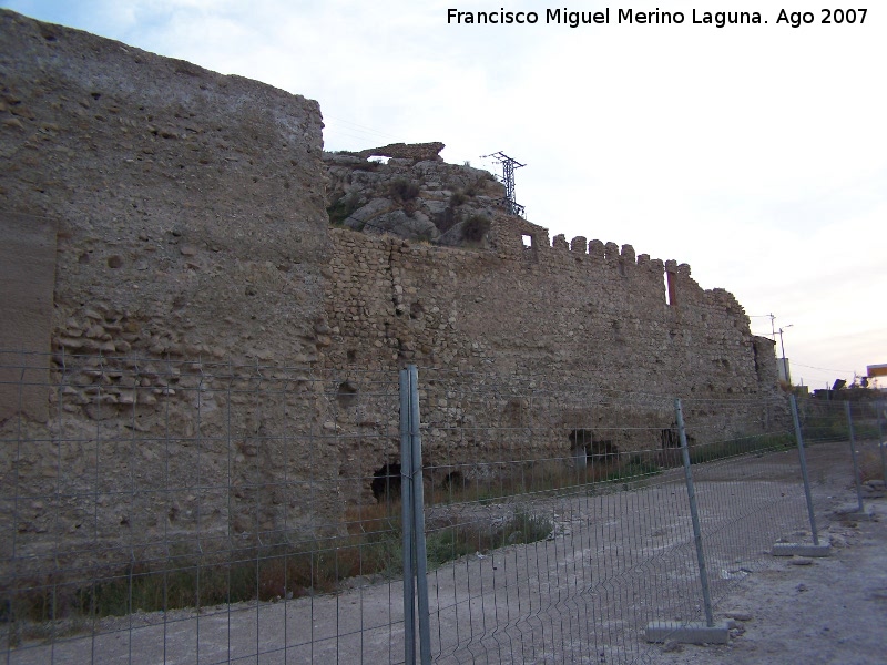 Muralla - Muralla. Muralla de la Calle Rambla con restos de almenas