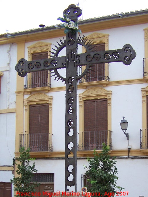 Iglesia de Santiago - Iglesia de Santiago. Cruz