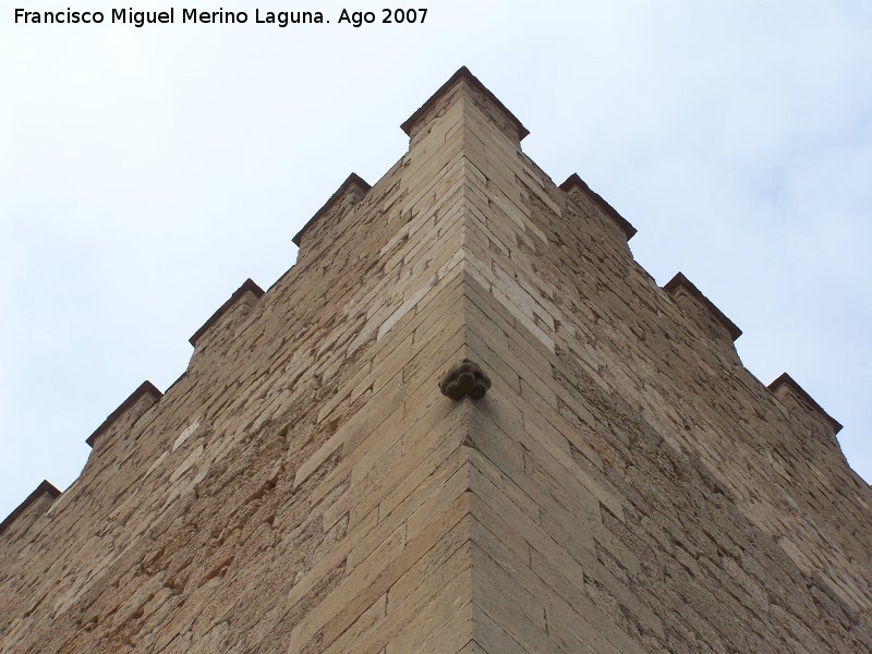 Castillo de Lorca. Torre del Espoln - Castillo de Lorca. Torre del Espoln. Esquina a soga y tizn