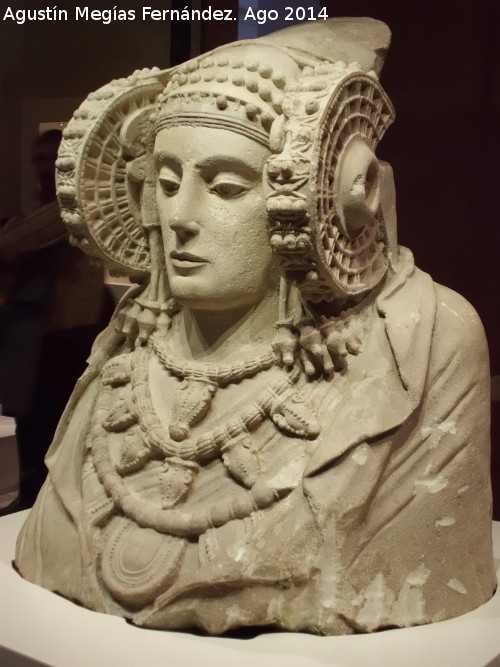 Yacimiento arqueolgico de La Alcudia - Yacimiento arqueolgico de La Alcudia. Dama de Elche. Museo Arqueolgico Nacional