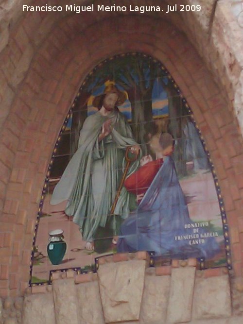 Santuario de Santa Mara Magdalena - Santuario de Santa Mara Magdalena. Azulejos de la puerta derecha