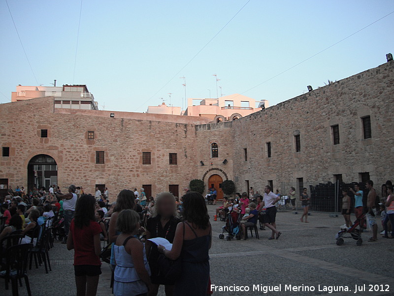 Castillo de Santa Pola - Castillo de Santa Pola. Patio de Armas