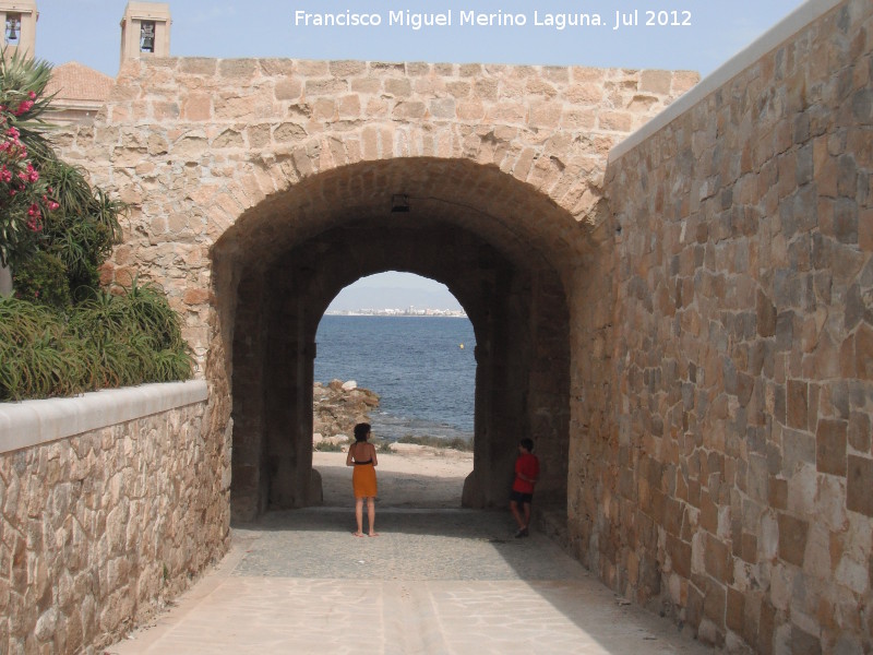 Isla de Tabarca. Puerta de Alicante o San Miguel - Isla de Tabarca. Puerta de Alicante o San Miguel. Intramuros