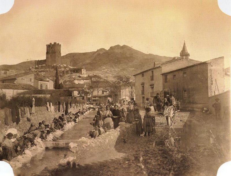 Historia de Villena - Historia de Villena. Lavanderas hacia 1900