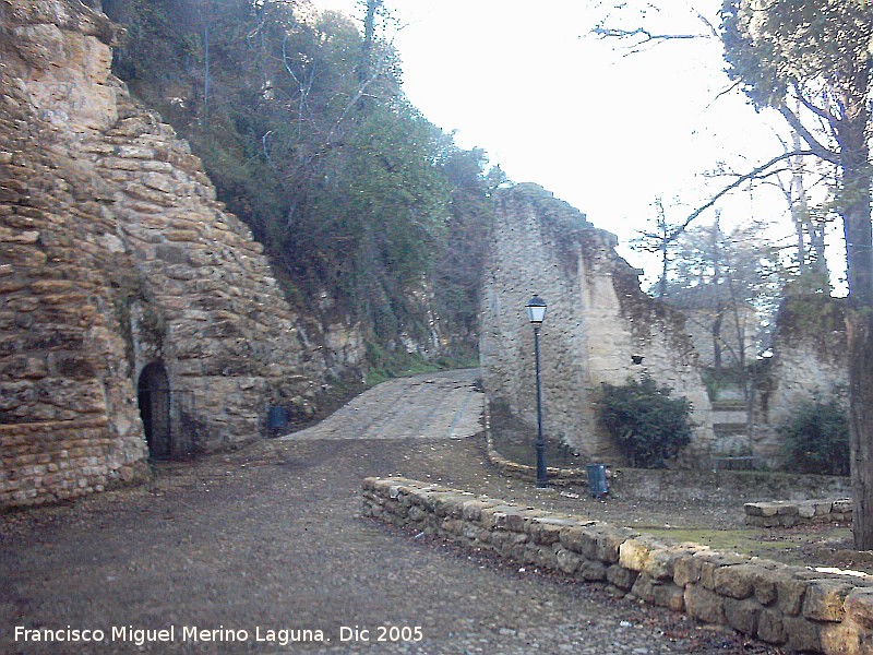 Convento de Caos Santos - Convento de Caos Santos. Entorno de la cueva