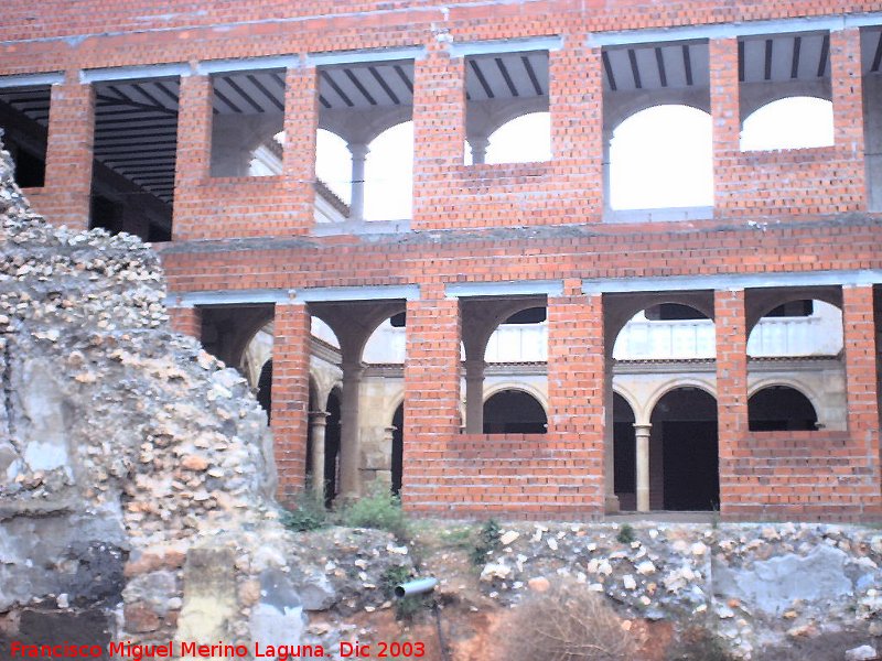 Alczar - Alczar. Reconstruccin del patio