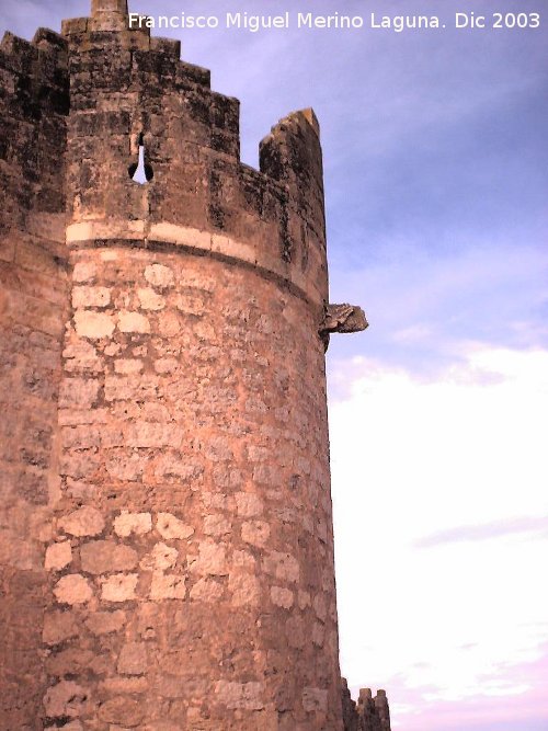 Castillo de Belmonte - Castillo de Belmonte. Torren circular exterior