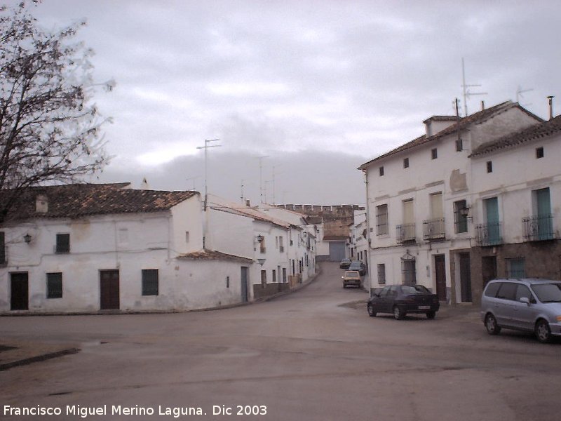 Plaza Enrique Fernndez - Plaza Enrique Fernndez. Con la muralla sur al fondo