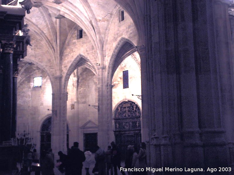 Catedral de Santa Mara y San Julin - Catedral de Santa Mara y San Julin. Interior