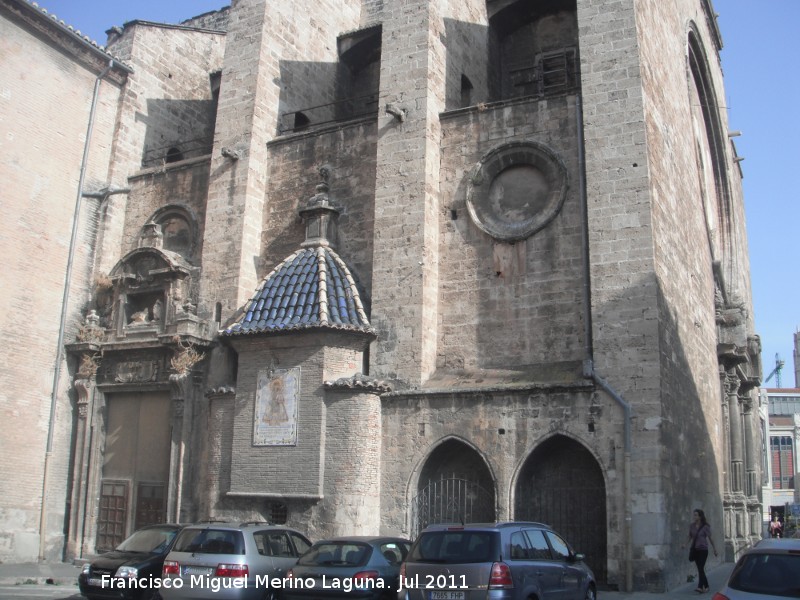 Iglesia de los Santos Juanes - Iglesia de los Santos Juanes. Lateral