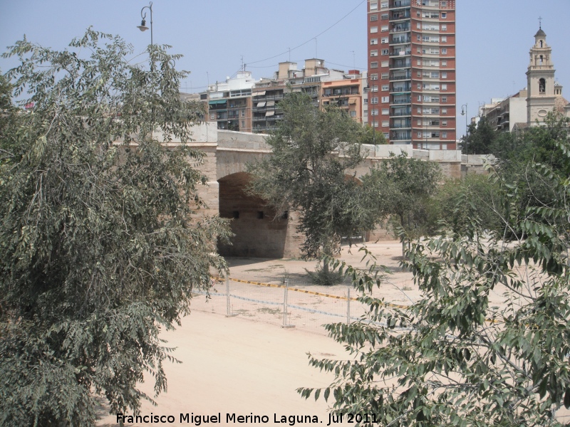 Puente de Serranos - Puente de Serranos. 