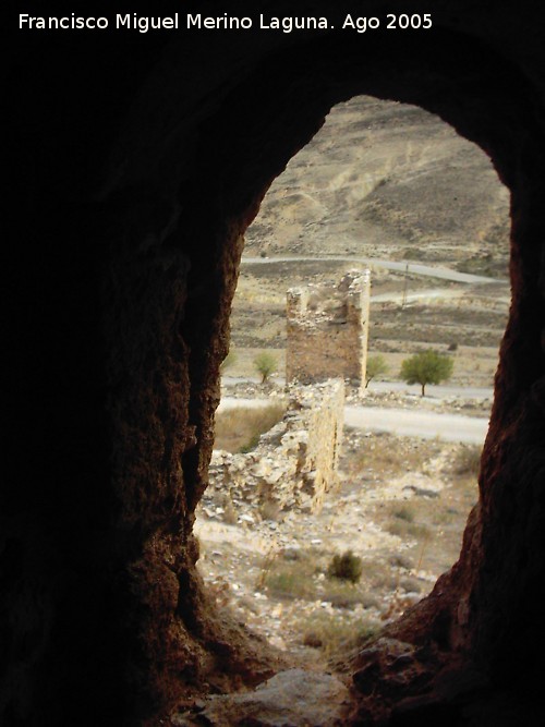 Castillo de Moya - Castillo de Moya. Muralla desde el Castillo