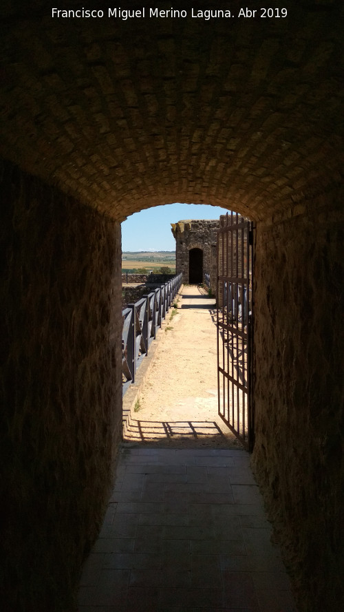 Adarve - Adarve. Castillo de los Guzmanes - Niebla