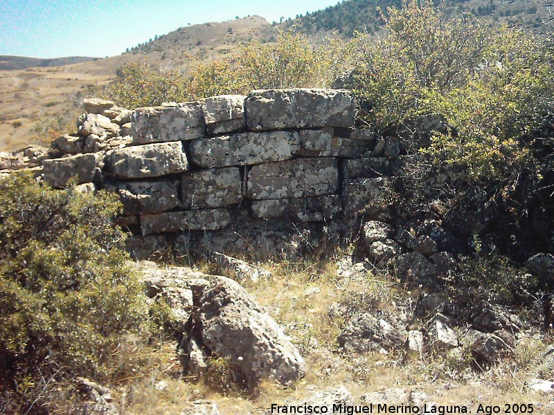 Castil Griegos - Castil Griegos. Murallas