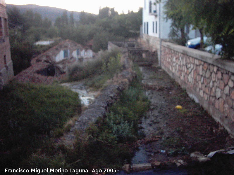 Molinos - Molinos. Acequia