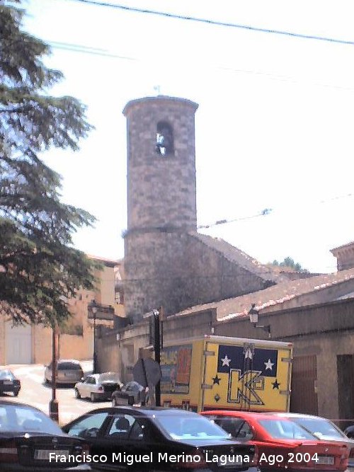 Murallas de Brihuega - Murallas de Brihuega. Campanario de San Felipe sobre la muralla