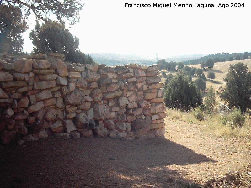 Yacimiento de El Ceremeo - Yacimiento de El Ceremeo. Muralla